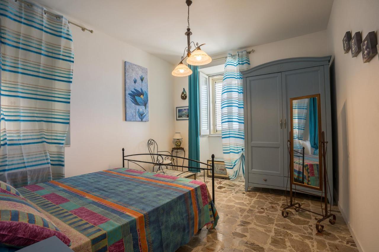 Maniace Sea View Apartment By Ortigia Apartments Syracuse Eksteriør bilde
