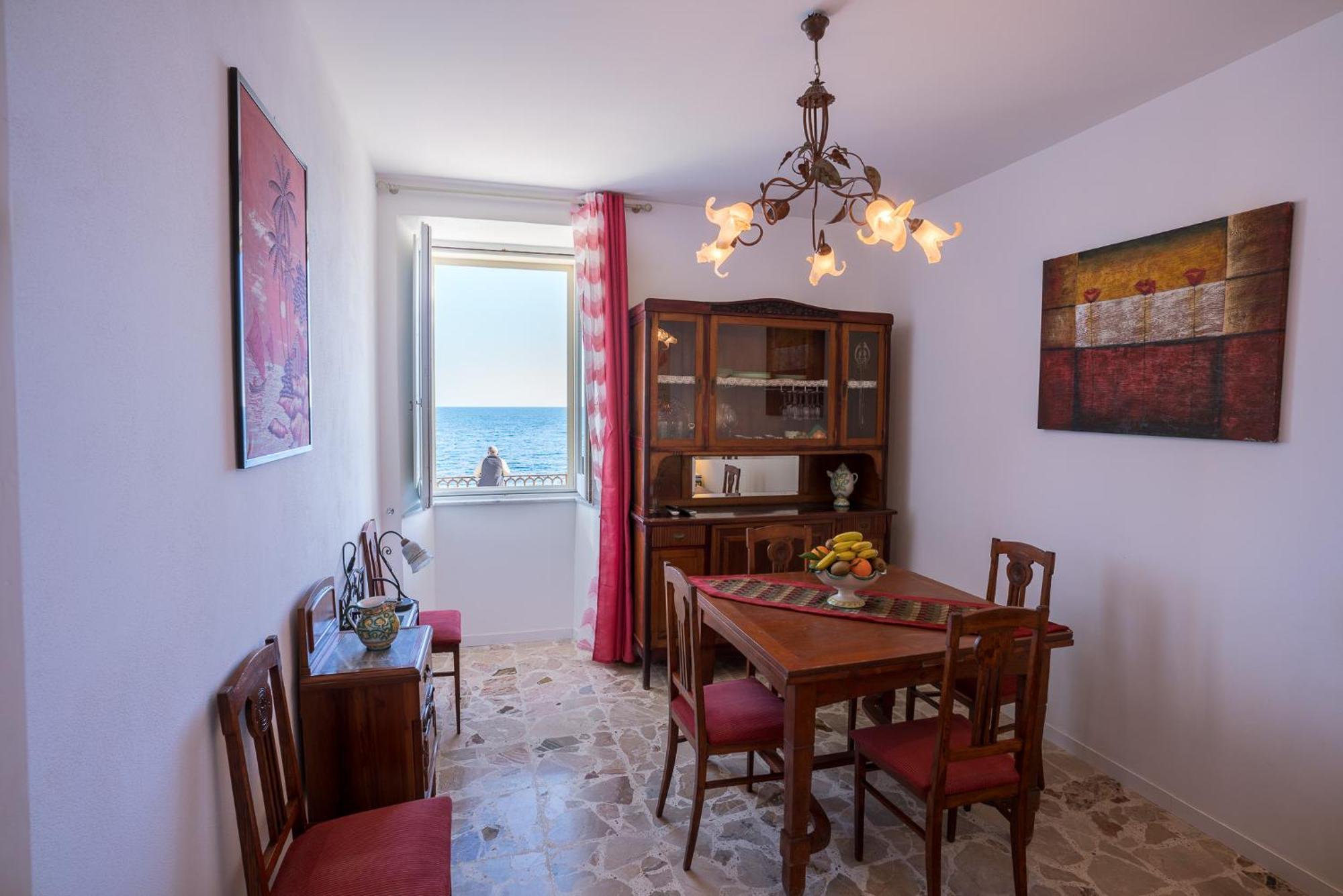 Maniace Sea View Apartment By Ortigia Apartments Syracuse Eksteriør bilde