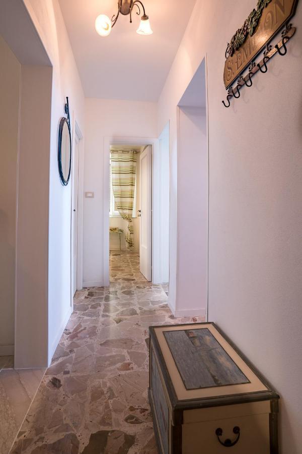 Maniace Sea View Apartment By Ortigia Apartments Syracuse Eksteriør bilde